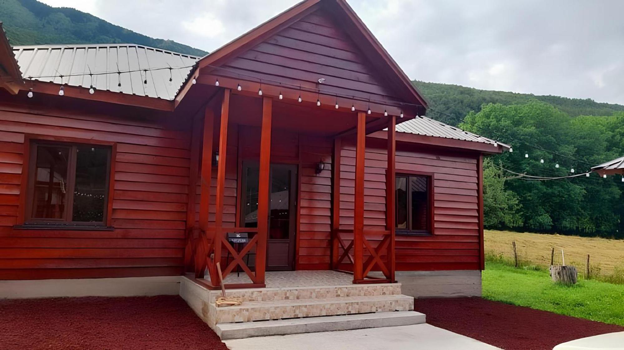 Guest House Ushba Gate Mestia Exteriér fotografie